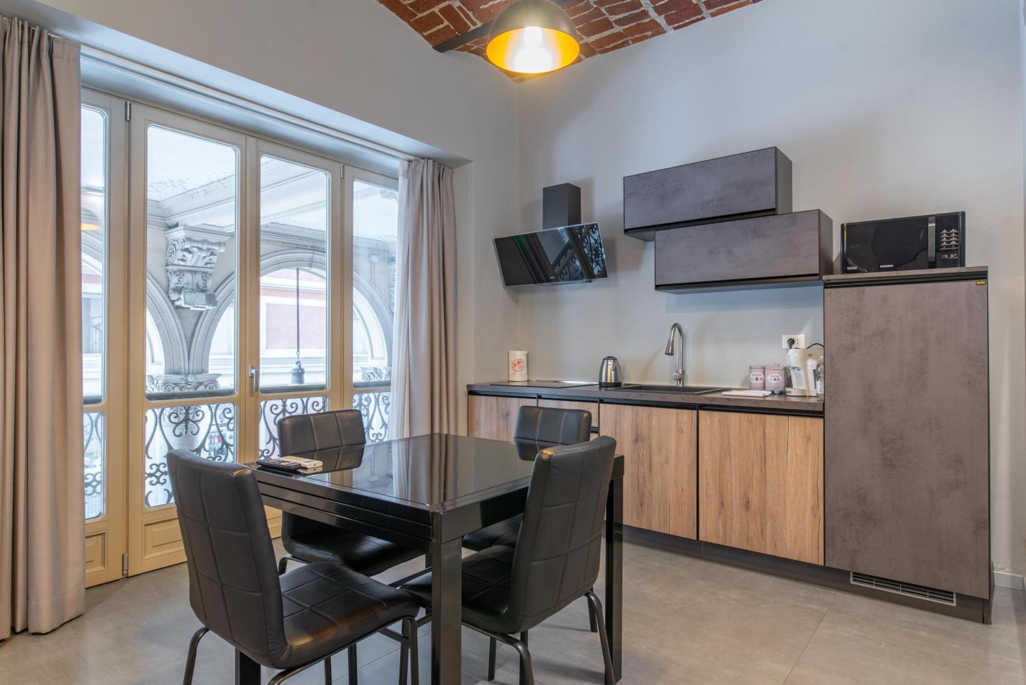 Suite & Queen Apartments Turin Ngoại thất bức ảnh